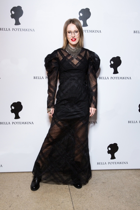 Платье "Флориан" черное, фатин, черное кружево