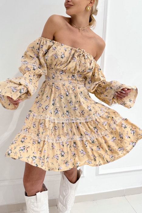 Платье "Венеция" бежевое, цветочный принт, с кружевом