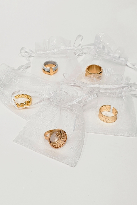 Кольцо (в ассортименте)