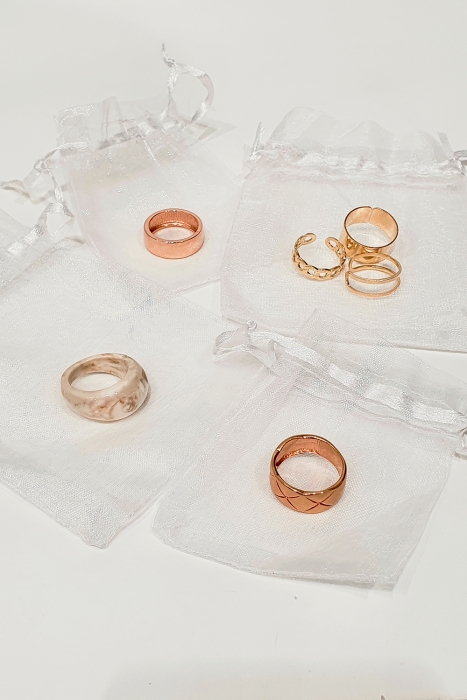 Кольцо (в ассортименте)