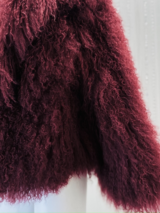 Шуба "Николет" бордо, винная, мех ламы (натуральный), мини 60 см