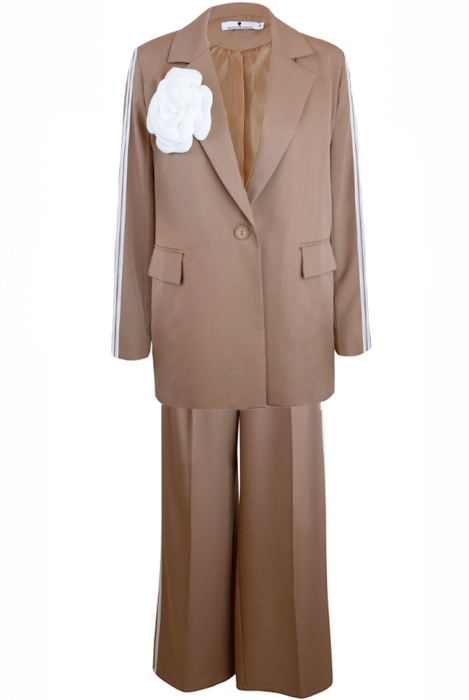 Костюм "Мерфи" бежевый, с лампасами + брошь