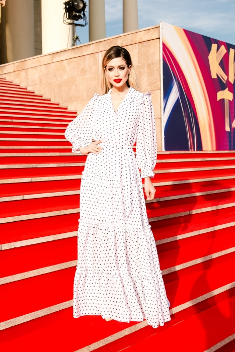 Платье "New Марика" шифон, белое, черный горох