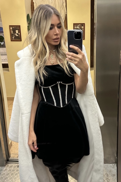 Платье "Винетта" черное, бархат с кружевом, мини