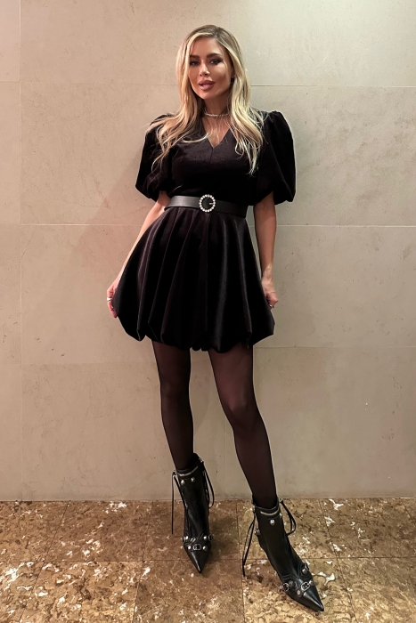 Платье "Милейна" черное, бархат, с поясом