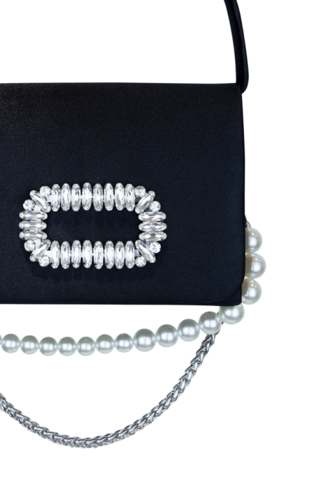 Сумка черная атлас (шелк) с брошью из стекляруса