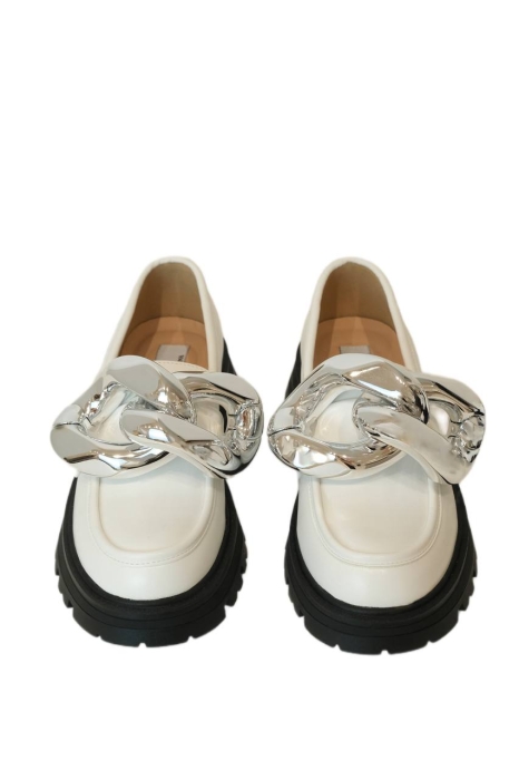 Лоферы "FW 23-24" белые, на черной платформе, крупная цепь