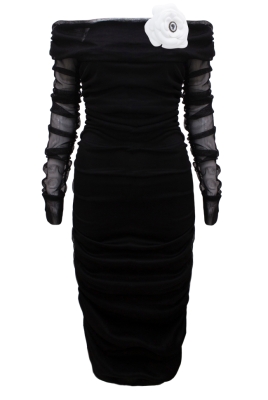 Платье "Эдрия" черное, миди, юбка в сборку, воротник лодочка по декольте