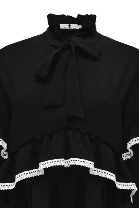 Платье "Вилора" черное, с белым кружевом из хлопка