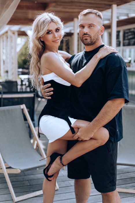 Платье "Джулия" белое, атлас, с корсетом бархат