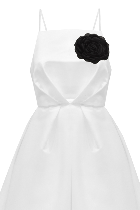 Платье "Сесилия" белое, пышное, на бретелях + брошь роза