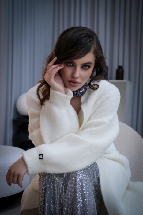 Комплект "Лари" молочный, пушистый, кардиган + топ