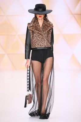 Брюки "AW 18-19" черные, плиссированные с кружевом