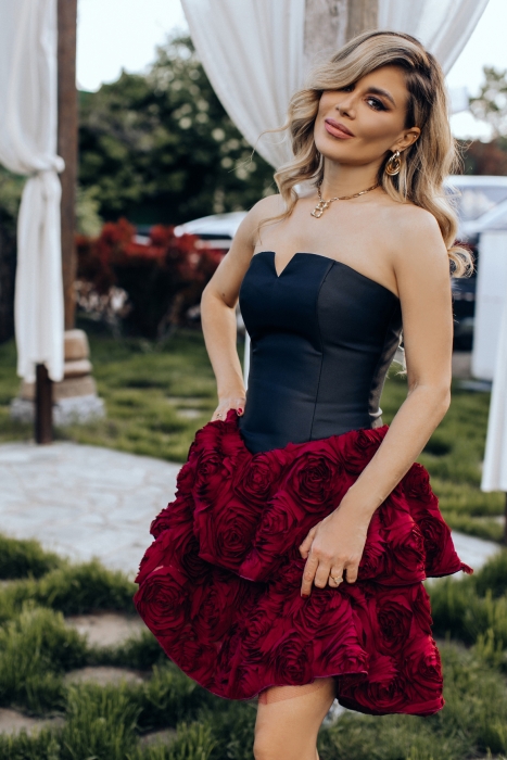 Платье "Маргарет" черное, бордовые розы