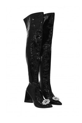 Сапоги - ботфорты черные, лак, брошь, каблук треугольник