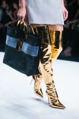 Ботфорты шпилька лак золотистые