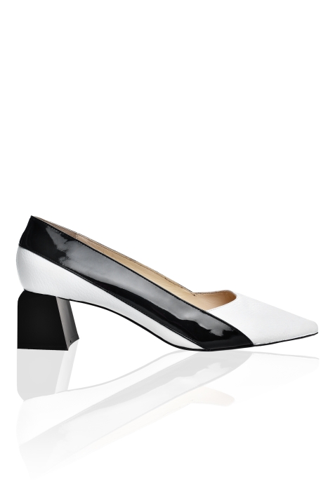 Туфли "SS19" белые, черная вставка лак 
