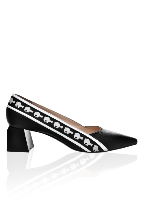 Туфли "SS19" черные с лентой лого, каблук квадрат