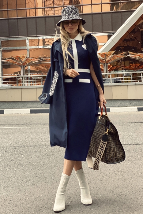 Платье "Альма" вязаное, синее с белым