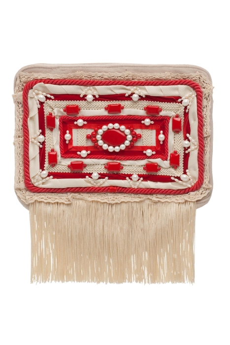 Ридикюль квадратный молочный с красным "жемчуг"