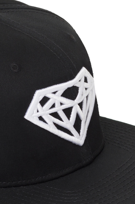 Снэпбэк черный, бриллиант