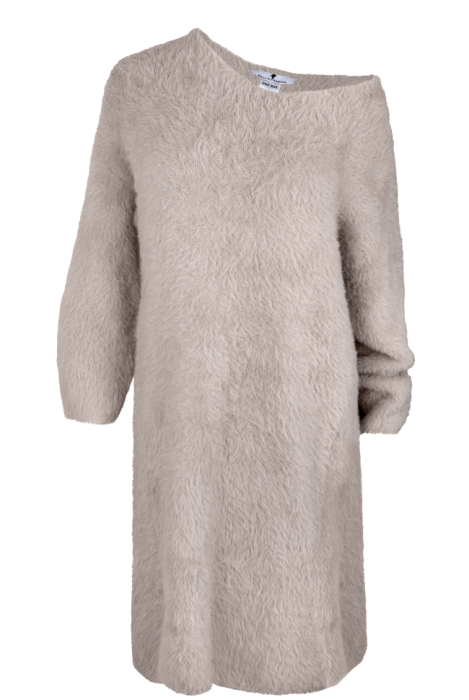 Платье "Амадея" бежевое, миди, ангора, с брошью, пушистое