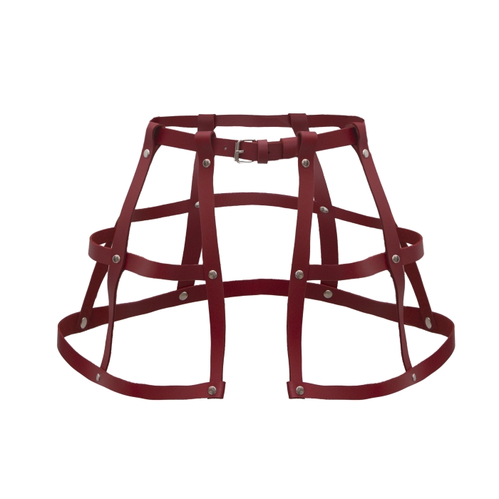 Пояс - баска красная, полоски кожи (натуральная), с клепками