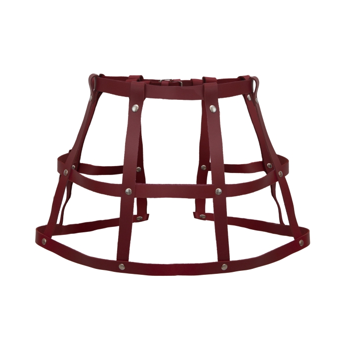 Пояс - баска красная, полоски кожи (натуральная), с клепками