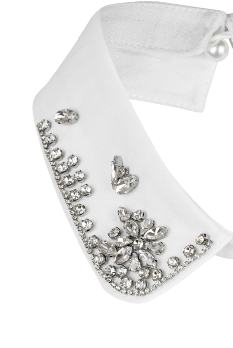 Воротник белый с вышивкой из камней