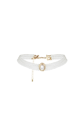 Чокер - колье "Жемчуг" белый, 3 нити, с брошью в виде овала со стразами и жемчугом (золото)