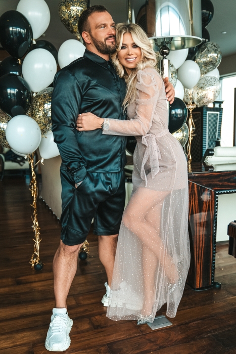 Платье "Линьёр" бежевое, со стразами