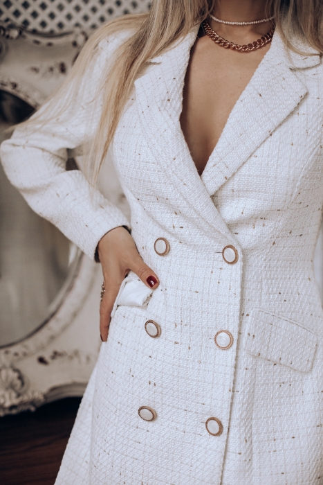 Платье-жакет "Мэйсон" белый, удлинненный, золотистая клетка