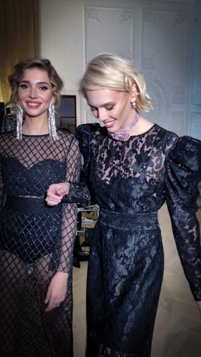 Платье "София" черное, с комплектом, фатин, ромбы золото