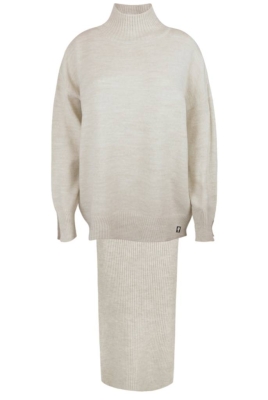 Костюм "Алессио" светло - бежевый, вязанный