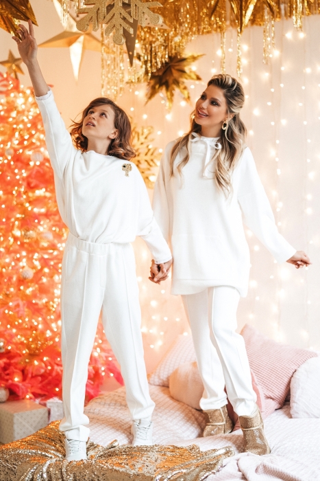 Брюки "Джаред" молочные, трикотаж