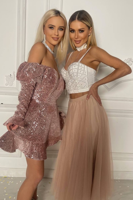 Платье "Джойс" пудровое (розовое), пайетки на бархате, мини + чокер роза