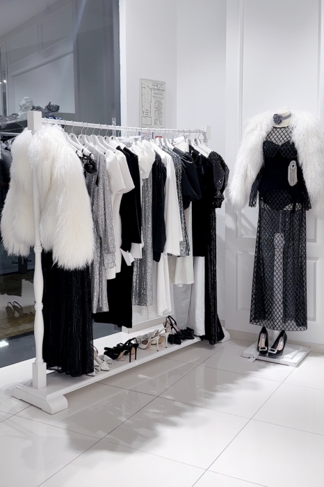 Шуба (полушубок) "Николет" белая, мех лама (натуральный), мини 60 см