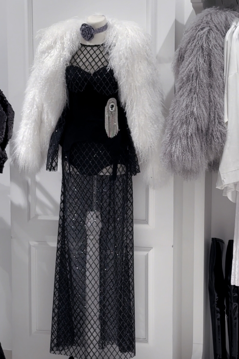 Шуба (полушубок) "Николет" белая, мех лама (натуральный), мини 60 см