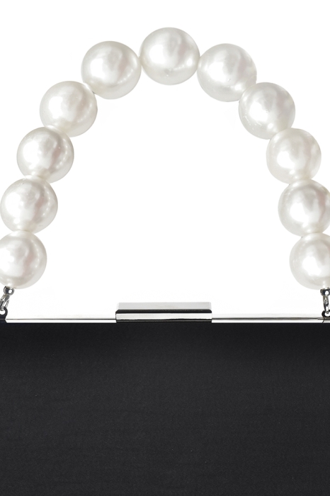 Клатч прямоугольный, черный, крупный молочный жемчуг (16/25)