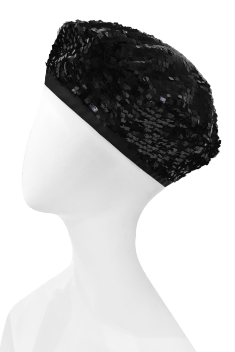Берет черный, пайетки