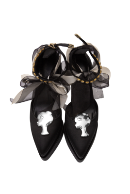 Туфли черные, атласные, на платформе, серебряное лого