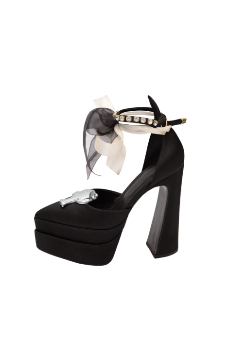 Туфли черные, атласные, на платформе, серебряное лого