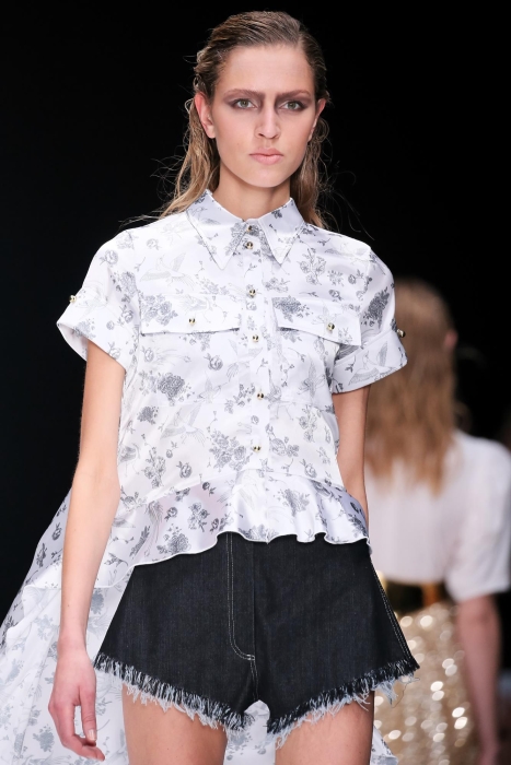 Туника "Бинди" белая, серый принт