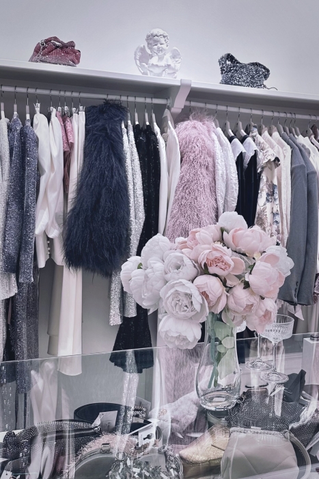 Шуба (полушубок) "Николет" пудровая, мех лама (натуральный), мини 60 см