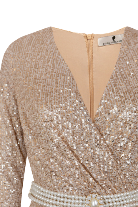 Платье "Сисиль", макси, персиковое, золотистое, на запах + пояс из жемчуга