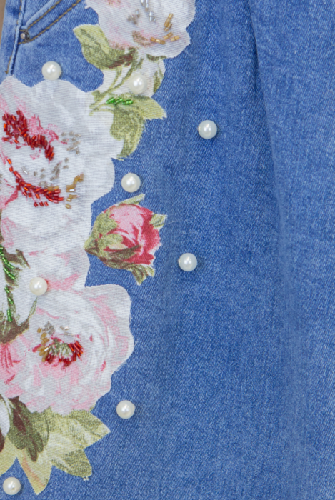 Джинсы 'Атланта" голубые, стиль "мом", стрейч, с вышивкой