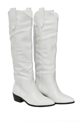 Сапоги "казаки" белые, имитация кожи крокодила