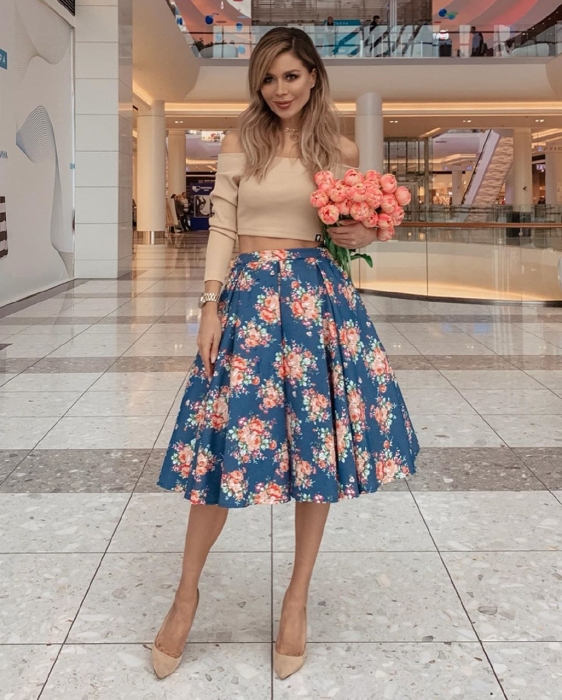 Кроп-водолазка "Эмма" бежевая, декольте