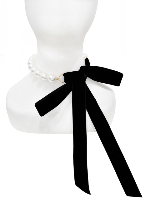 Чокер - колье "Жемчуг" молочный, крупный, на бархатной черной ленте