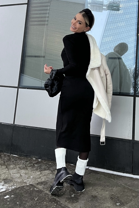 Платье-водолазка "Фелисия" черная, трикотаж, миди